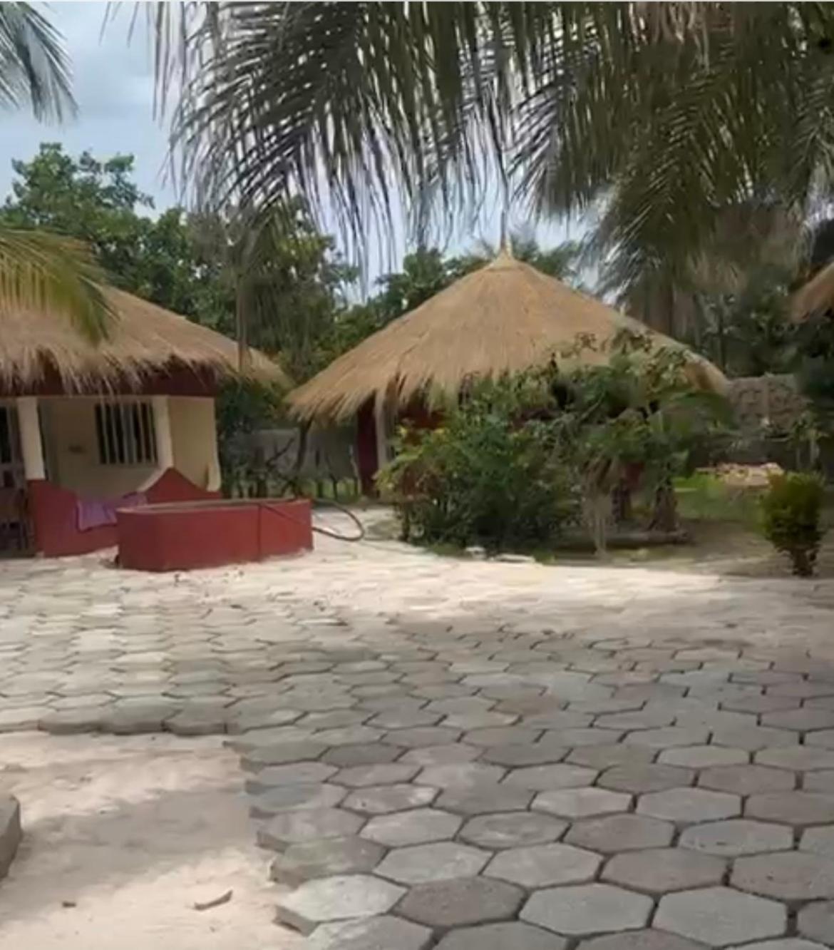Abene Shudyma Lodge Abeme Exterior photo