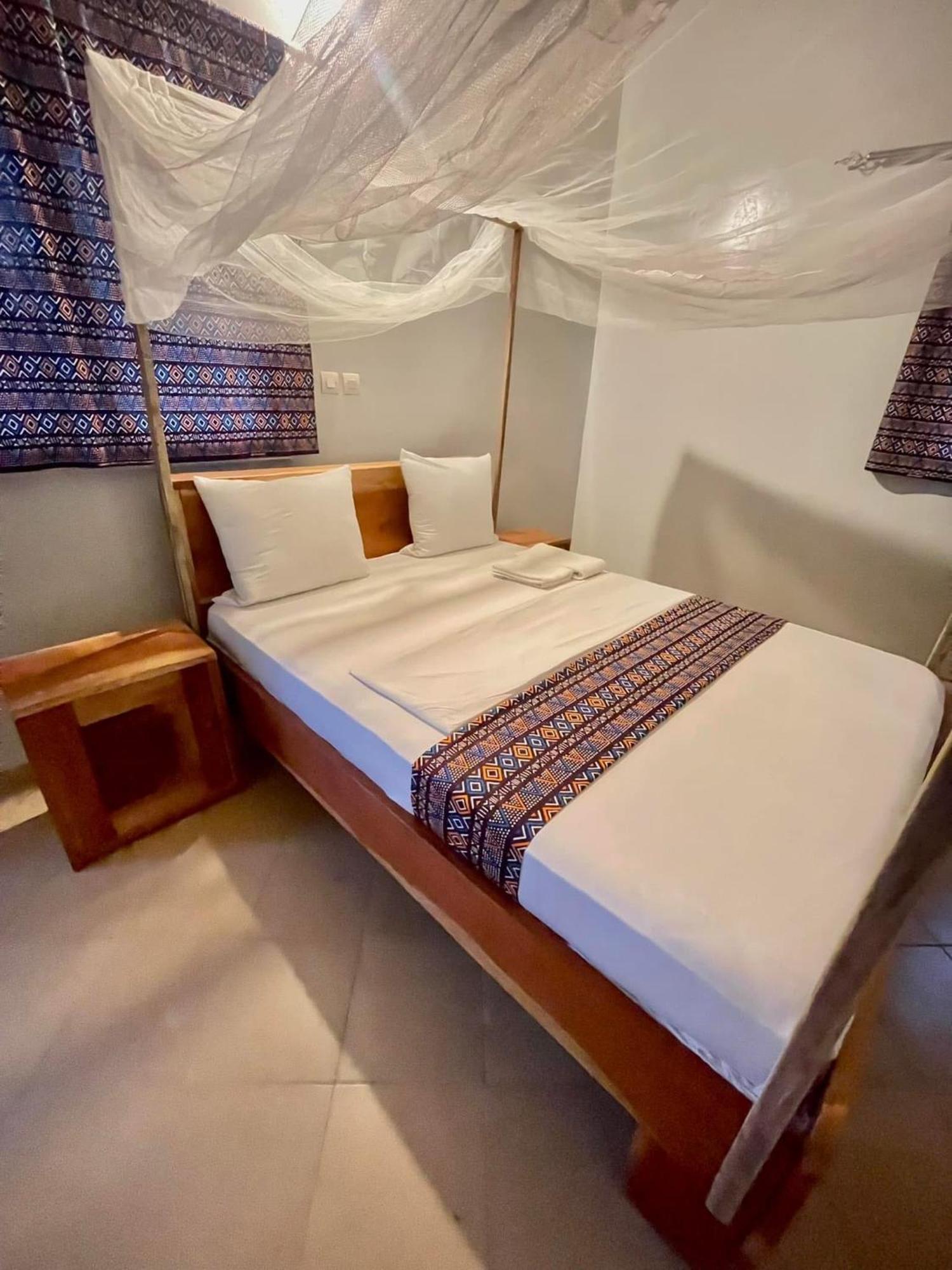 Abene Shudyma Lodge Abeme Exterior photo